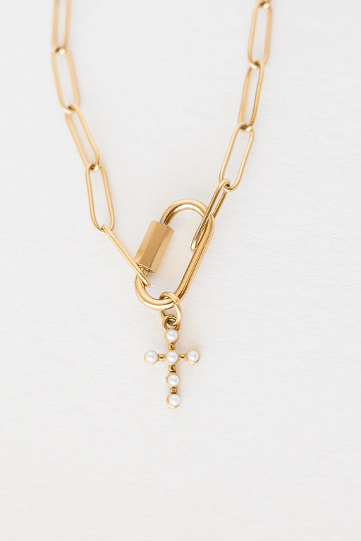 Leslie Curtis Trinity Necklace