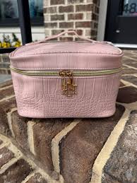 Ch Hampton Train Case