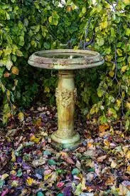 H Ribbon Bird Bath